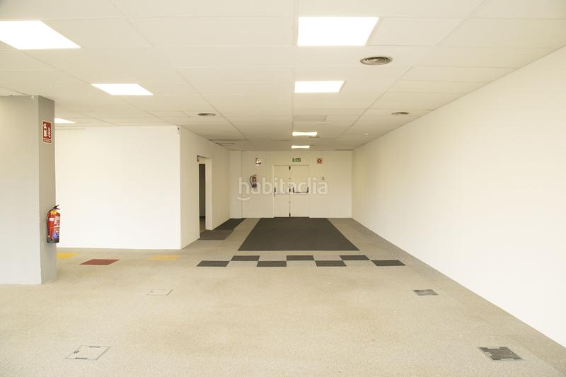 Foto a99405fe-bd80-4d48-9d0b-a75e28b2435c. Alquiler oficina  en alquiler en zona franca en Barcelona