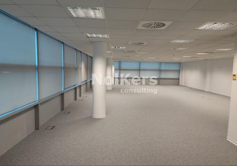 Foto 24fc4866-813e-4f1d-ae8c-27e505acb3c9. Rent office space with heating in El Remei Badalona