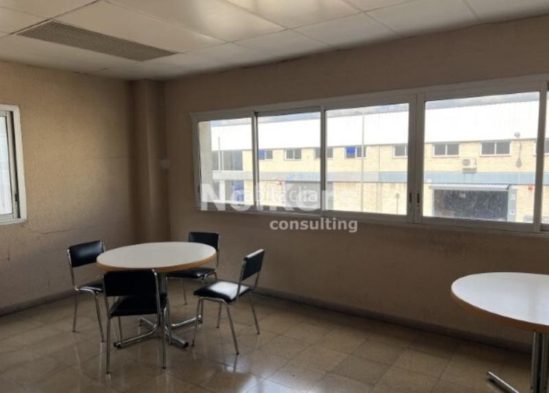 Foto 490be705-3854-44d5-a65e-ab88aecb6f5a. Miete fabrikhalle in Casablanca Sant Boi de Llobregat