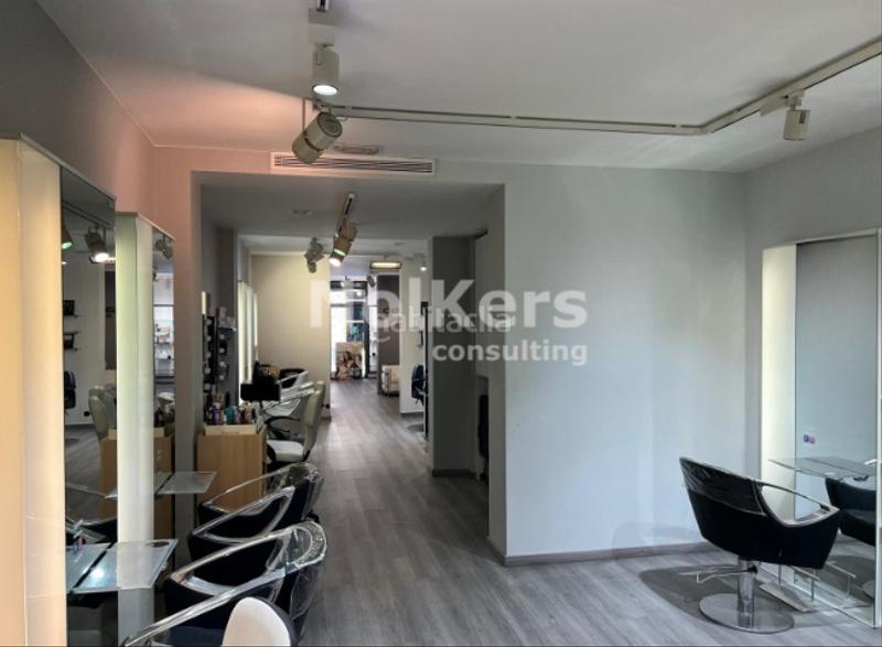 Foto 1028640d-8c70-46e8-b2d1-ca7d923990dc. Local commercial avec chauffage dans Dreta de l´Eixample Barcelona