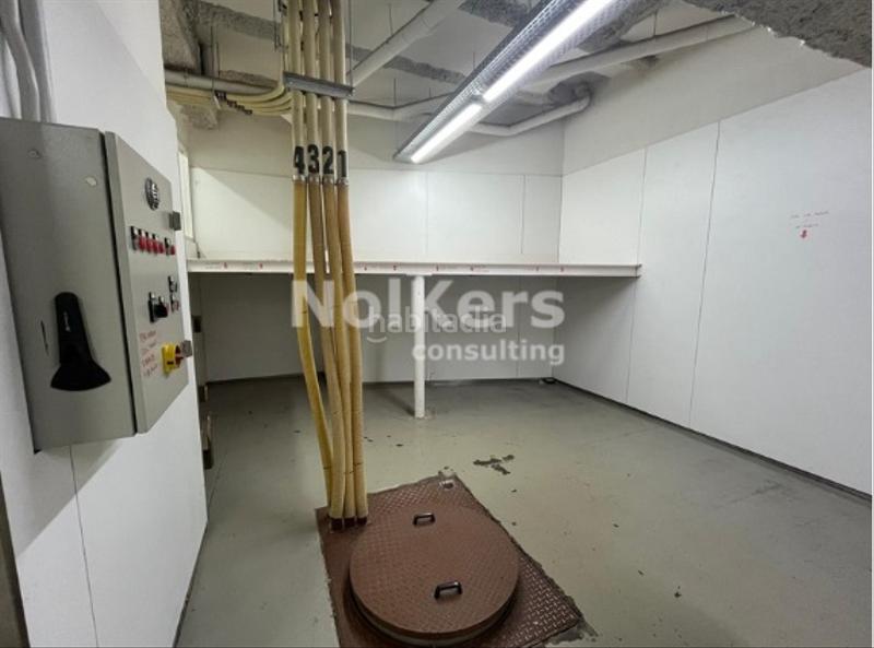 Foto f7375277-53e9-4a6c-979f-cb96f6899153. Local commercial dans Gòtic Barcelona