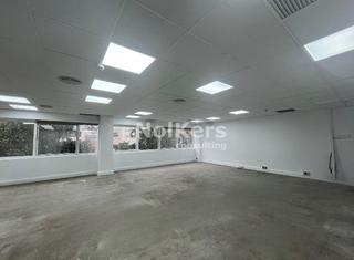 Location Bureau à Almeda - El Corte Inglés. Oficina en alquiler en cornellà