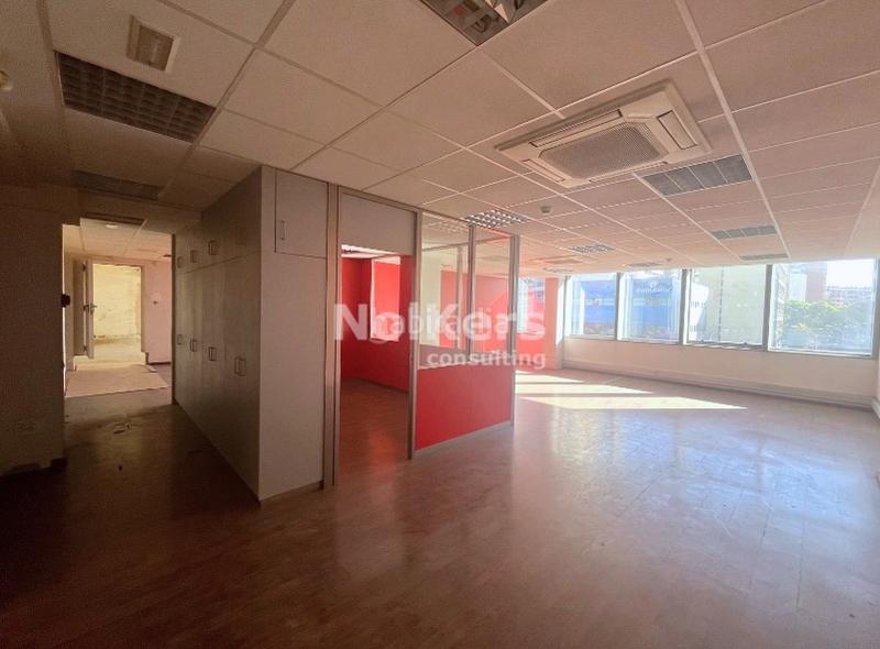 Foto 1890e26f-a8b8-4608-85b5-aa23d482abd0. Bureau dans La Bordeta Barcelona