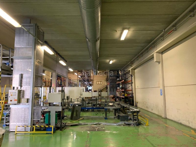Foto c2c30891-d471-45b1-8977-203104b1ffb4. Lloguer nau industrial amb calefacció a Zona Industrial Prat de Llobregat (El)