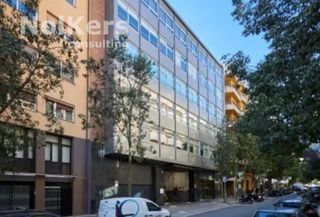 Location Bureau  Travessera de les corts. Oficina en alquiler les corts