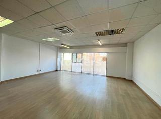 Location Bureau à Sant Josep. Oficina en alquiler en l' hospitalet