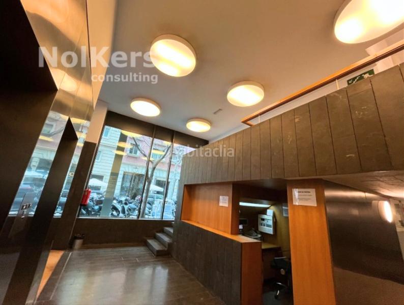 Foto a8616a3f-dbb3-46cb-b62d-9d1e820458dc. Location bureau avec chauffage dans La Nova Esquerra de l´Eixample Barcelona