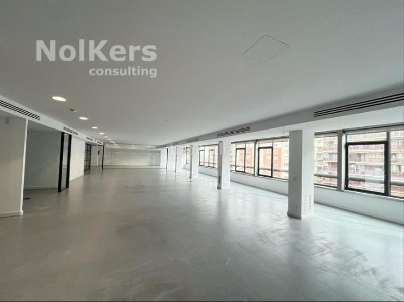 Foto 415a1388-9d6b-4a4a-9817-e37c71b19a03. Rent office space with heating in La Nova Esquerra de l´Eixample Barcelona