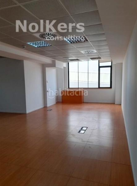 Foto e213f56f-6bf0-41f1-9aa2-40ac13b7a40b. Rent office space with heating in Torreblanca Sant Cugat del Vallès