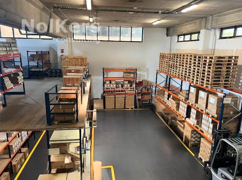 Foto 6d40a461-0abb-4761-8cbc-534041ea8197. Location bâtiment à usage industriel avec chauffage dans Hospitalet de Llobregat (L´)