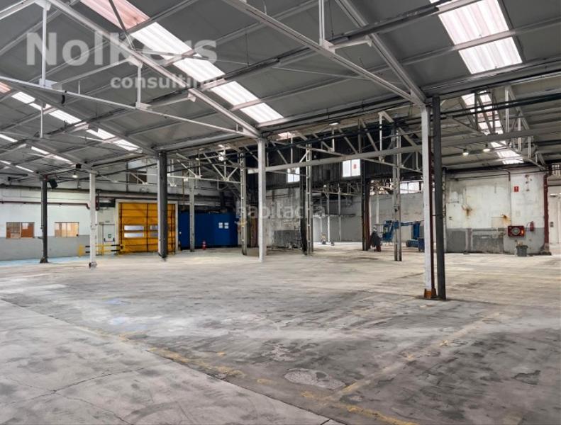 Foto 03a28bcf-caa9-4d8c-bdb1-799f091942c4. Nave industrial nave en venta en Can Parellada Terrassa