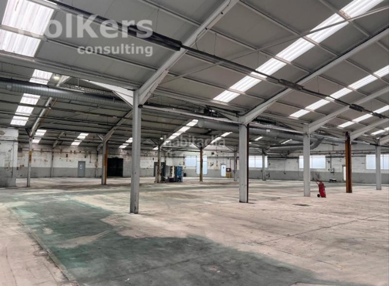 Foto 4aefc01d-ff69-4fd2-a5f9-a7ed0c132310. Nave industrial nave en venta en Can Parellada Terrassa