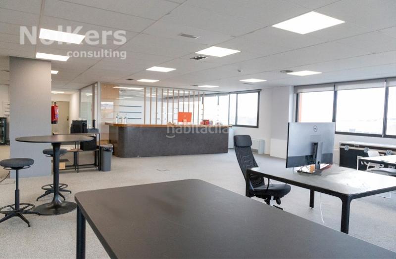 Foto 021441f2-81aa-426f-bea8-6ca1de375089. Rent office space with heating in La Marina del Prat Vermell Barcelona