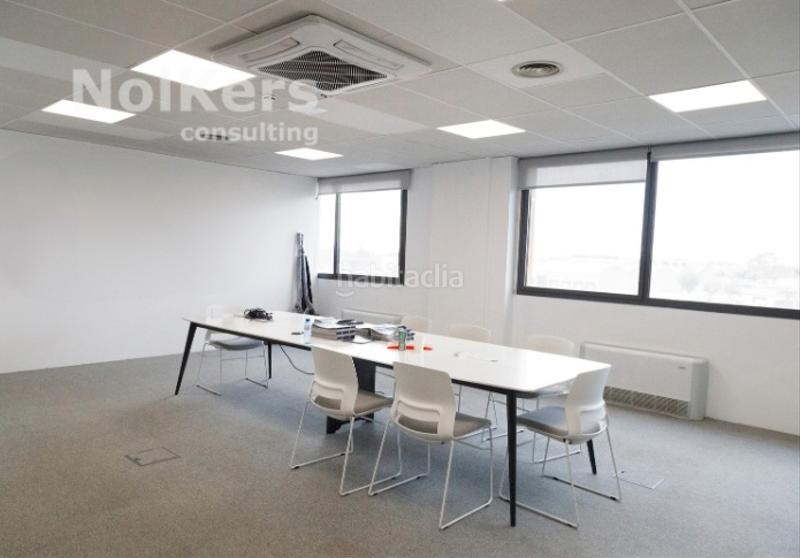 Foto 5e3fa0b8-8ad2-4b4e-adf6-be3f147138c5. Rent office space with heating in La Marina del Prat Vermell Barcelona