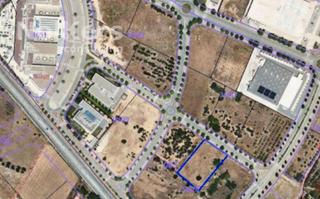 Industrial plot in Llevant. Suelo industrial en venta en reus
