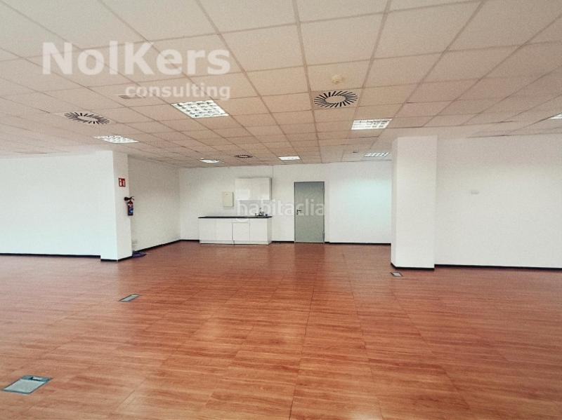 Foto c9f67360-5f99-44e2-a4f3-6236487281e8. Rent office space with heating in La Marina del Prat Vermell Barcelona
