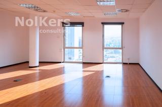Rent Office space in La Marina del Prat Vermell. Oficina en alquiler en barcelona