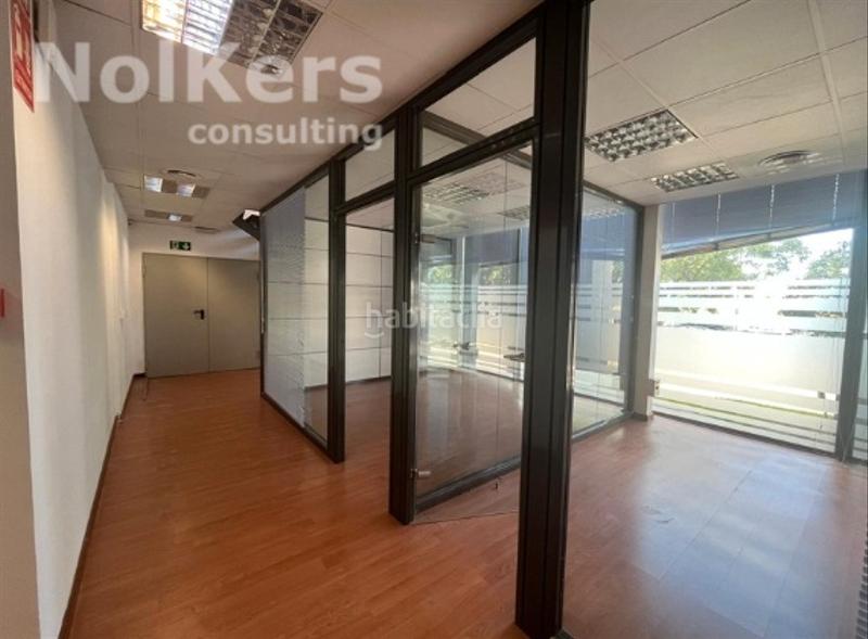 Foto 1b0f0343-c3c9-42db-95bc-71b4a687f3e3. Location bureau avec chauffage dans La Marina del Prat Vermell Barcelona