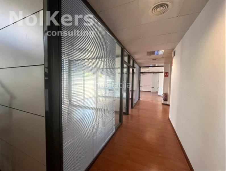 Foto 4187983a-2ae0-4a42-808b-e785ee32043e. Location bureau avec chauffage dans La Marina del Prat Vermell Barcelona