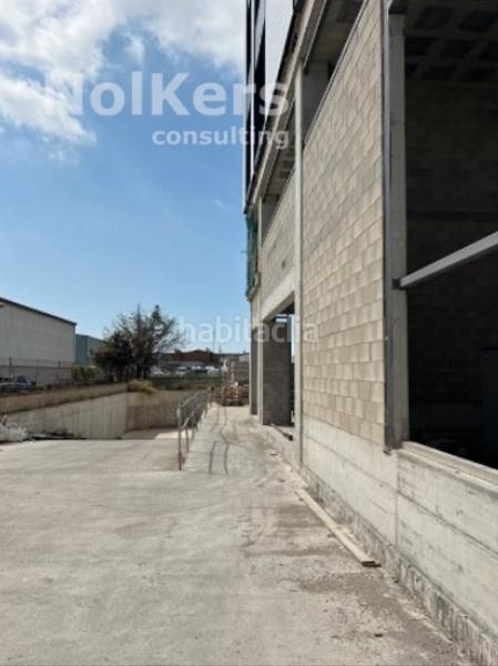 Foto e8ab9a5b-1251-431a-9e1e-5ba6297c3837. Location bâtiment à usage industriel avec chauffage dans Hospitalet de Llobregat (L´)
