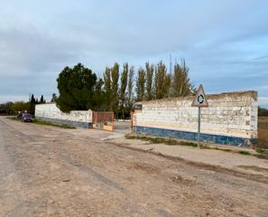 Xalet a Madridejos. Venta de finca clase urbano sita en cl diseminado 356 45710 madr