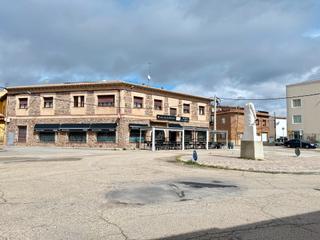 Local Comercial a Plaza de los consules 3. Hotel-restaurante pz consules 1 45700 consuegra (toledo)