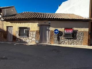Casa a Calle cedaceros 10. Cl cedaceros 10 45700 consuegra (toledo)