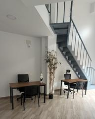 Miete Büro in La Salle - Cuatro Torres. Puestos de trabajo