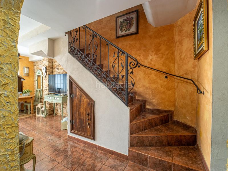 Foto 512320e7-3d17-4028-928c-df1f67b0e6b2. Semi detached house with parking in La Gallega Santa Cruz de Tenerife