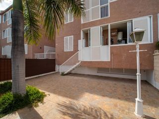 Pis a Ifara - Las Mimosas. Piso con jardin en ifara