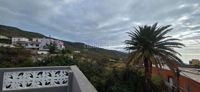 Foto b7fc173d-5595-4a83-8b83-7c93ce439200. Casa amb aparcament a Barranco Hondo Candelaria