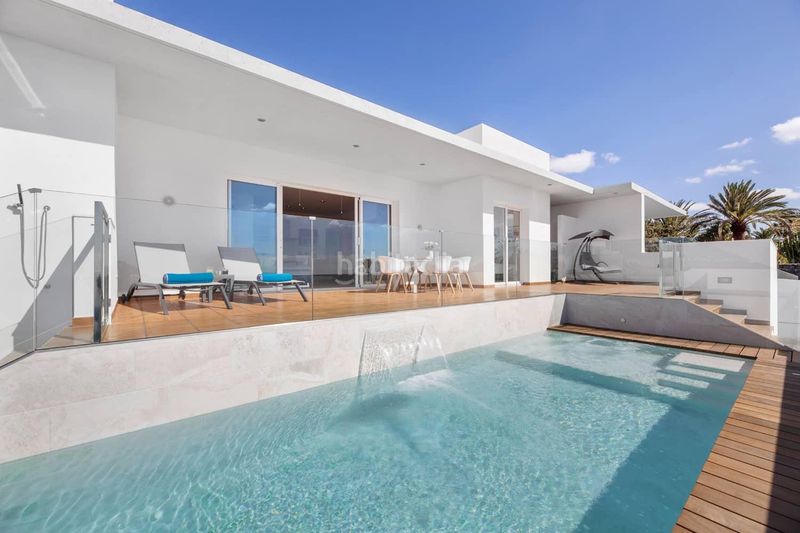 Foto 181ead35-e2a4-497f-9302-d8f7a3f2fa3d. Xalet amb aparcament piscina a Tías pueblo Tías