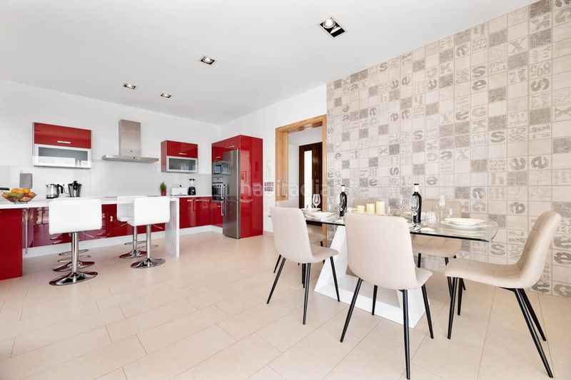 Foto ccad06f9-4c96-4af7-8db2-77a02cd7a612. Xalet amb aparcament piscina a Tías pueblo Tías