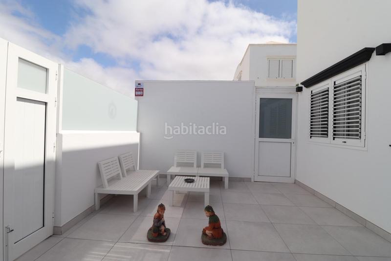Foto 80cfb947-4e6a-4b74-bf65-b5082a8607ee. Dúplex amb aparcament a Tías pueblo Tías