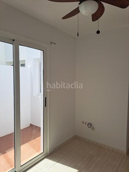 Foto 633bcd13-1c81-43ce-8e22-27910bfbbc8f. Piso luminoso piso en planta alta con azotea privada en santa coloma, en Arrecife