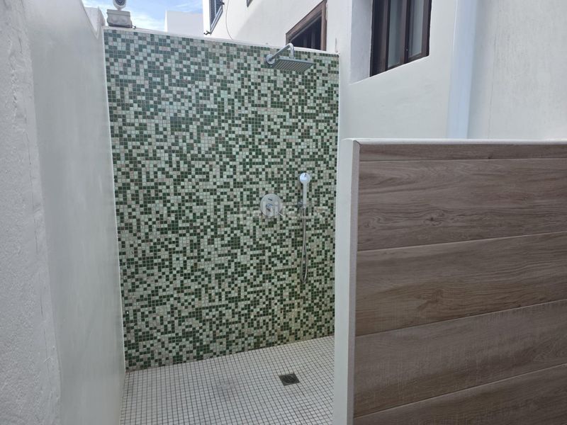 Foto d2a5364e-f876-4e8b-8c35-8ea996c3b1ea. Dúplex a Playa Honda San Bartolomé