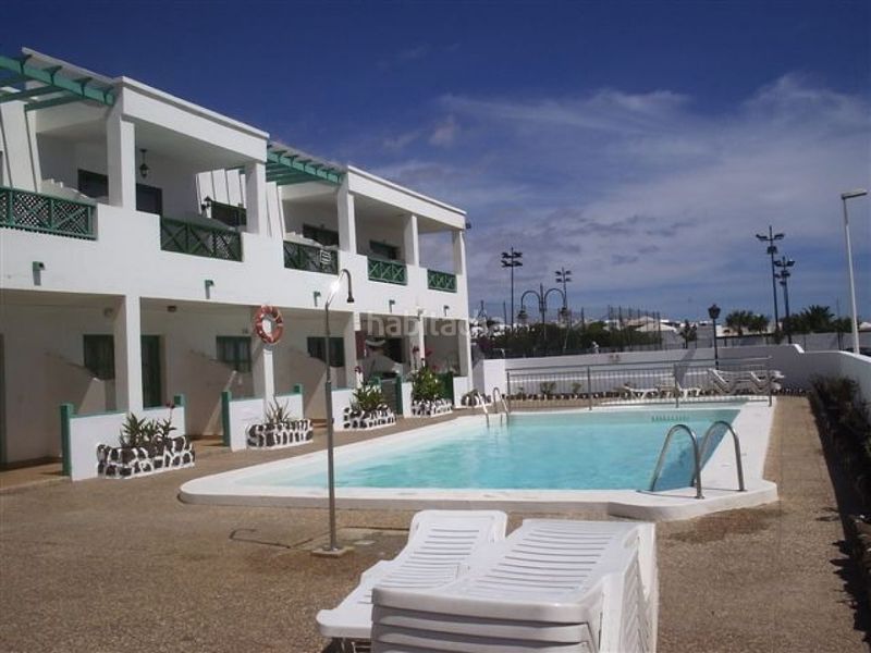 Foto 4449f052-f5b4-4fe3-a742-bc6df0ffb55f. Apartament amb piscina a Puerto del Carmen Tías