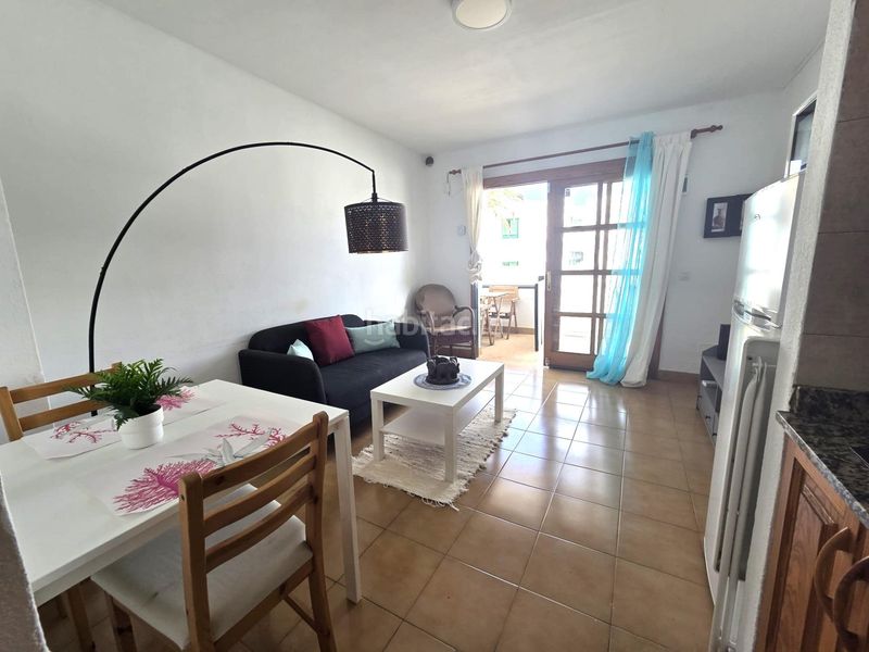 Foto 485c7da2-ab57-40d9-9ab7-7d3838a617ca. Apartament amb piscina a Puerto del Carmen Tías
