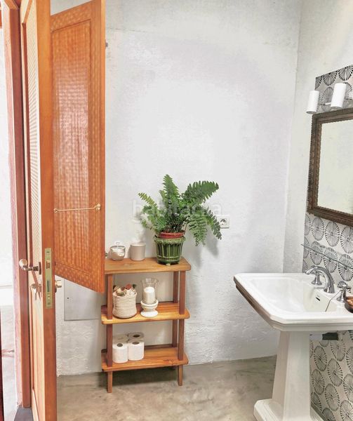 Foto 1237dd50-4658-452f-bf45-676493f5cd18. Casa amb aparcament a Yaiza pueblo Yaiza