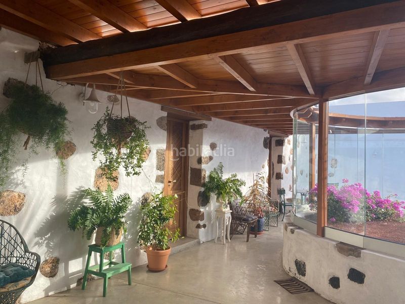 Foto d7b50ad0-d810-41f9-a8ca-75190a7332ad. Casa amb aparcament a Yaiza pueblo Yaiza