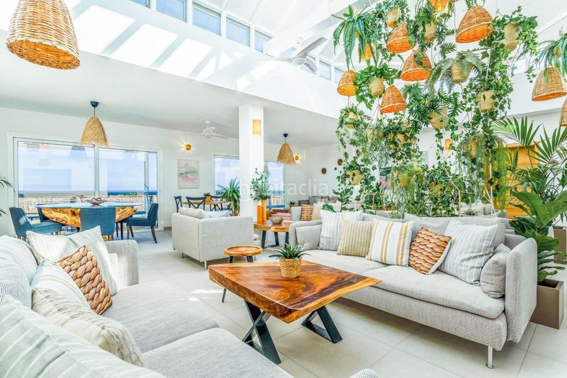 Foto 8fbf2899-2005-4d2e-969a-4fd2e743a68a. Xalet amb piscina a Charco de Palo Haría