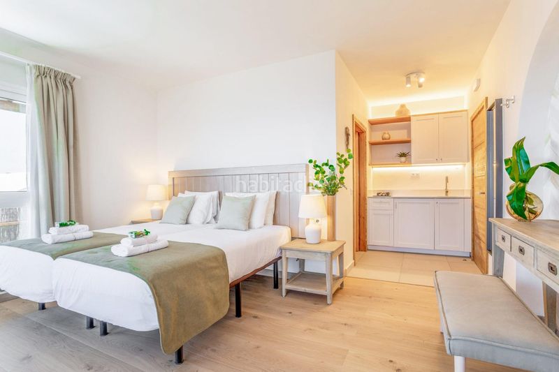 Foto 9b79f9ea-799b-4217-8df4-5e2645cbd38d. Xalet amb piscina a Charco de Palo Haría