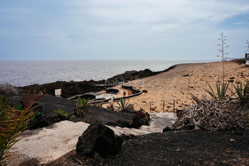 Foto e3af8c57-cdbd-4cac-a1b8-1e4c598bdaec. Xalet amb piscina a Charco de Palo Haría