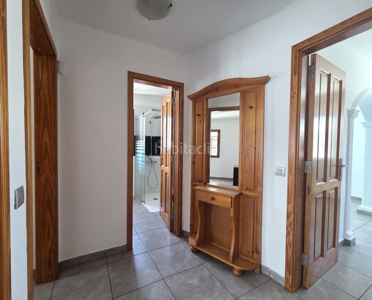 Foto 50ca17a9-ac56-48c6-8870-a966fe0d456d. Duplex in Playa Honda San Bartolomé
