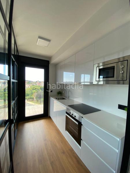 Foto 3ddcc5f3-322f-40a1-93e0-161cd8f947a9. Rent flat with parking pool in Adina - Portonovo Sanxenxo