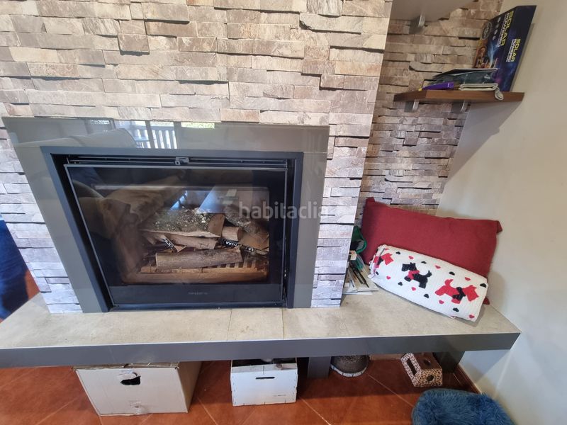 Foto 678361f4-2d1c-4d0c-9266-4d7e9c8e6843. Xalet amb xemeneia calefacció aparcament a Dorrón Sanxenxo