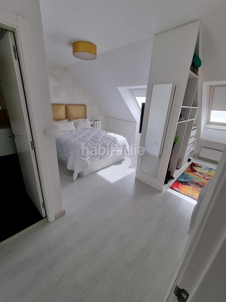 Foto f3bf74a8-78e0-44a9-8c2f-ab744a113cae. Location attique avec parking dans Sanxenxo pueblo Sanxenxo