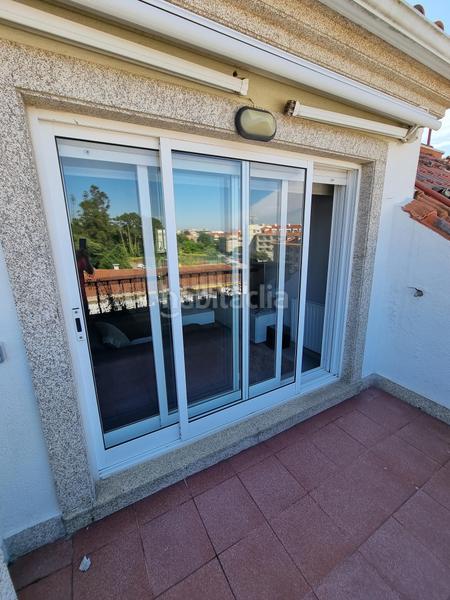 Foto d8717d8e-8511-409d-b78b-327d6c6ec5a4. Rent penthouse with parking in Sanxenxo pueblo Sanxenxo