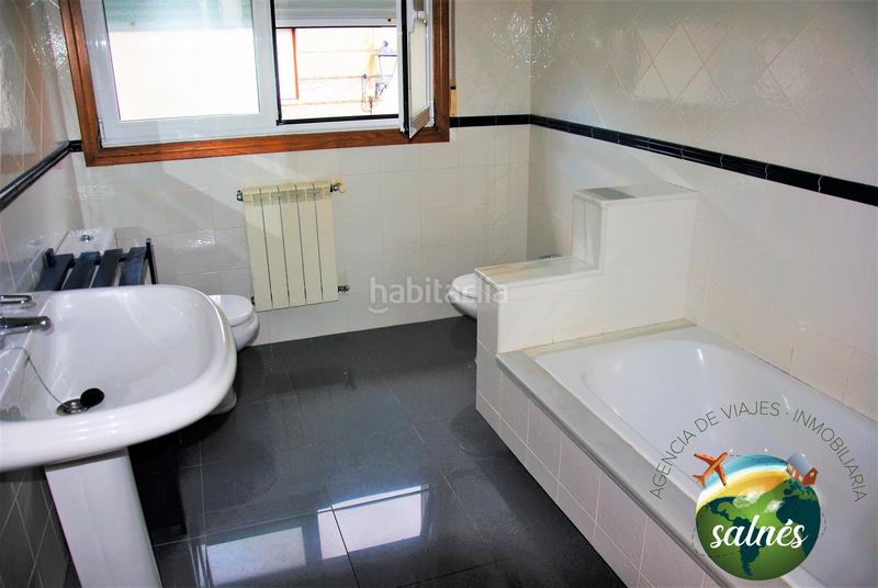 Foto ae68db03-374d-4139-8ce8-51d21bbb9fc9. Affitto casa con parcheggio in Sanxenxo pueblo Sanxenxo