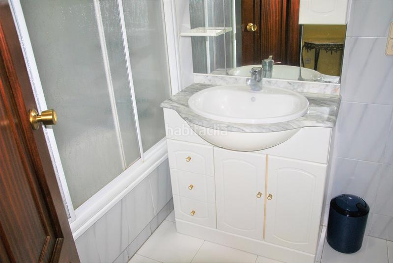 Foto f2f39ac1-a7ac-4489-aef7-2b5ade5e28f1. Rent flat with parking in Sanxenxo pueblo Sanxenxo